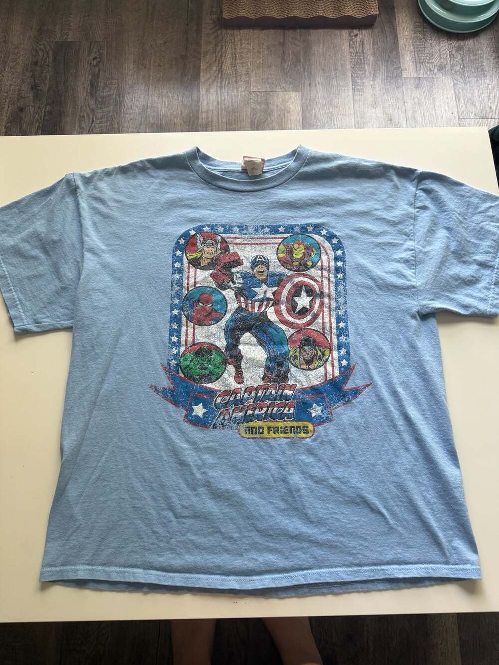 Marvel Comics Captain America And Friends T-Shirt Size XL Blue Graphic Tee